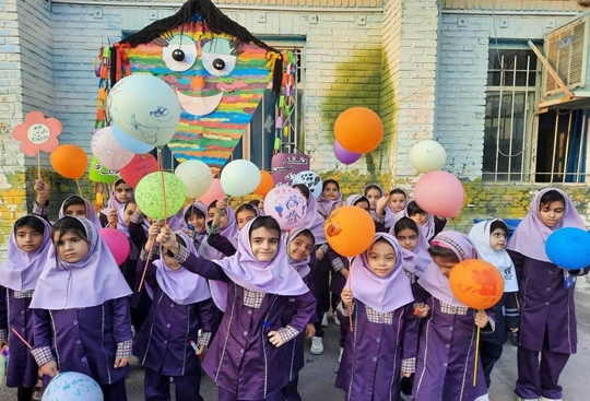 پرواز امید و رنگ نشاط در جشن‌های هفته ملی کودک کانون فارس